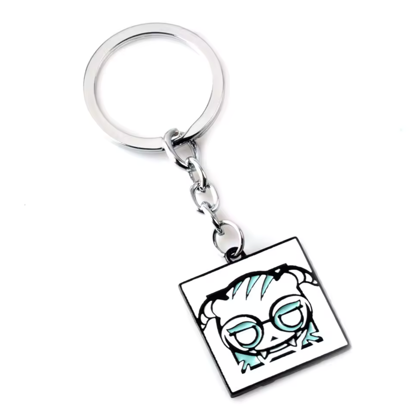 Pirate le style avec ce porte-clé Rainbow Six Siege à l’effigie de Dokkaebi, l’opératrice coréenne maîtresse du hacking ! Ce porte-clé solide et stylé représente parfaitement son icône emblématique et son esprit tactique. Parfait pour les fans de perturbation et d’attaque numérique, il s’accroche facilement à tes clés, ton sac ou ton setup gaming. Un accessoire indispensable pour tous les stratèges de R6S qui aiment garder une longueur d’avance !