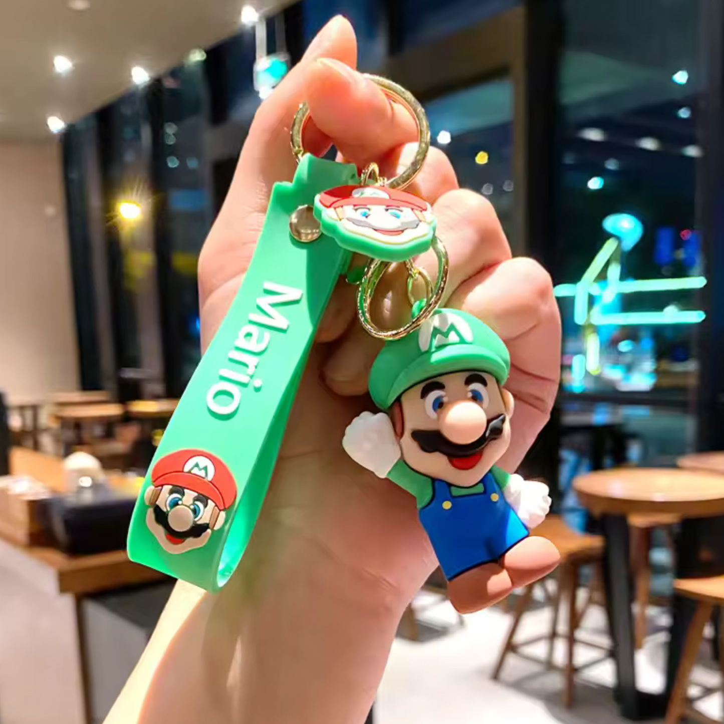Porte-clé Mario en silicone (3 modèles disponibles : Mario, Luigi et Champignon)