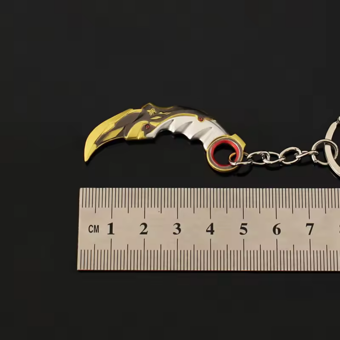 Silver Keychain – Karambit Champions 2021 Valorant