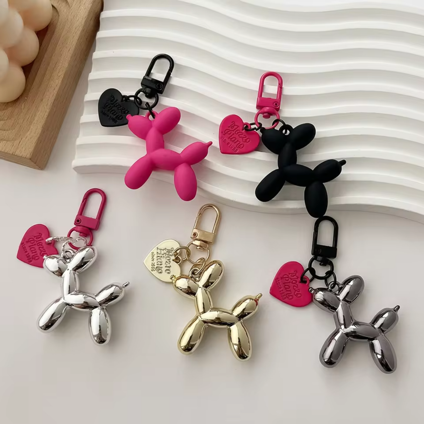 Dog Keychain – 16 colors for all dog lovers
