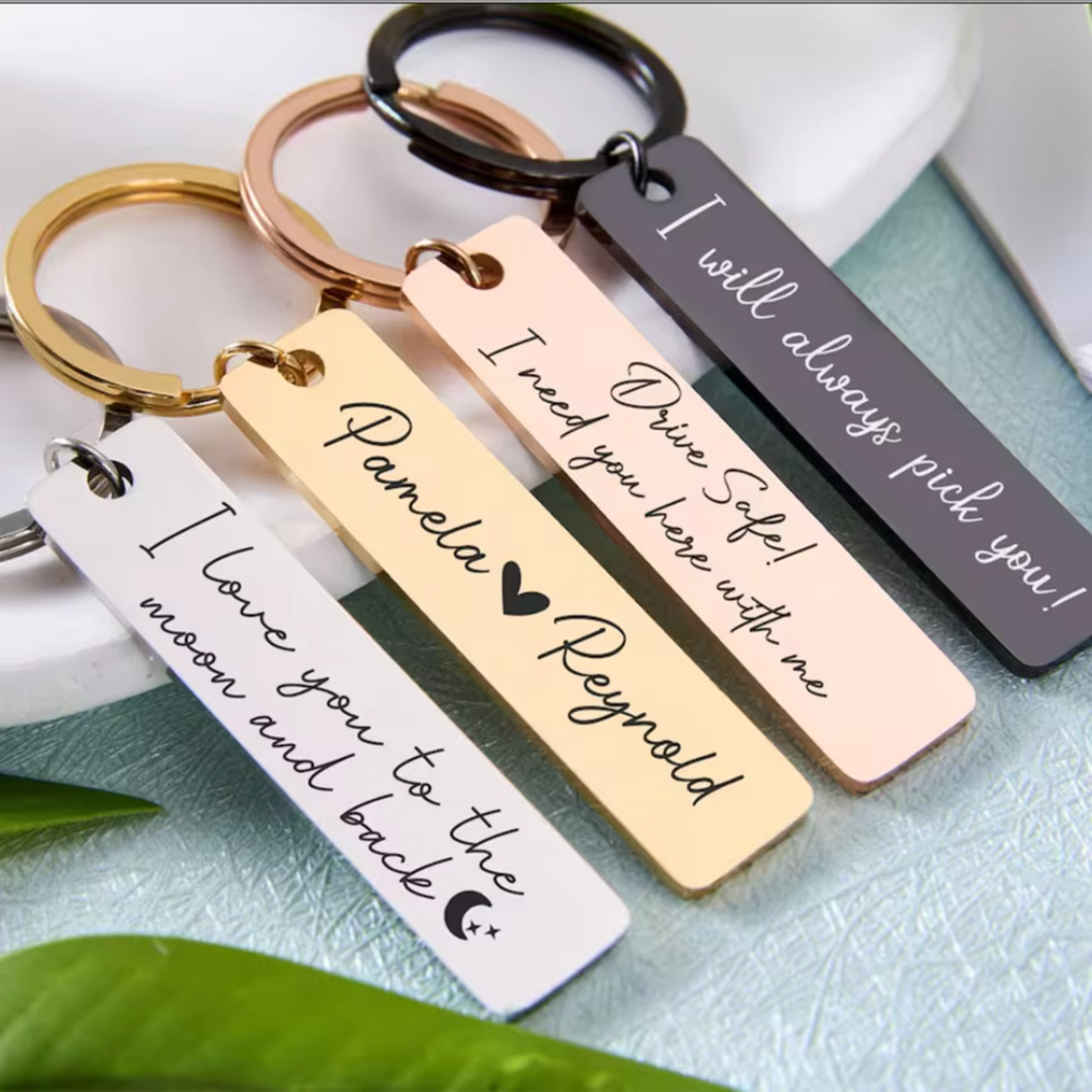 Personalized Rectangular Keychain with Engraved Name in Stainless Steel – A Unique and Elegant Accessory
