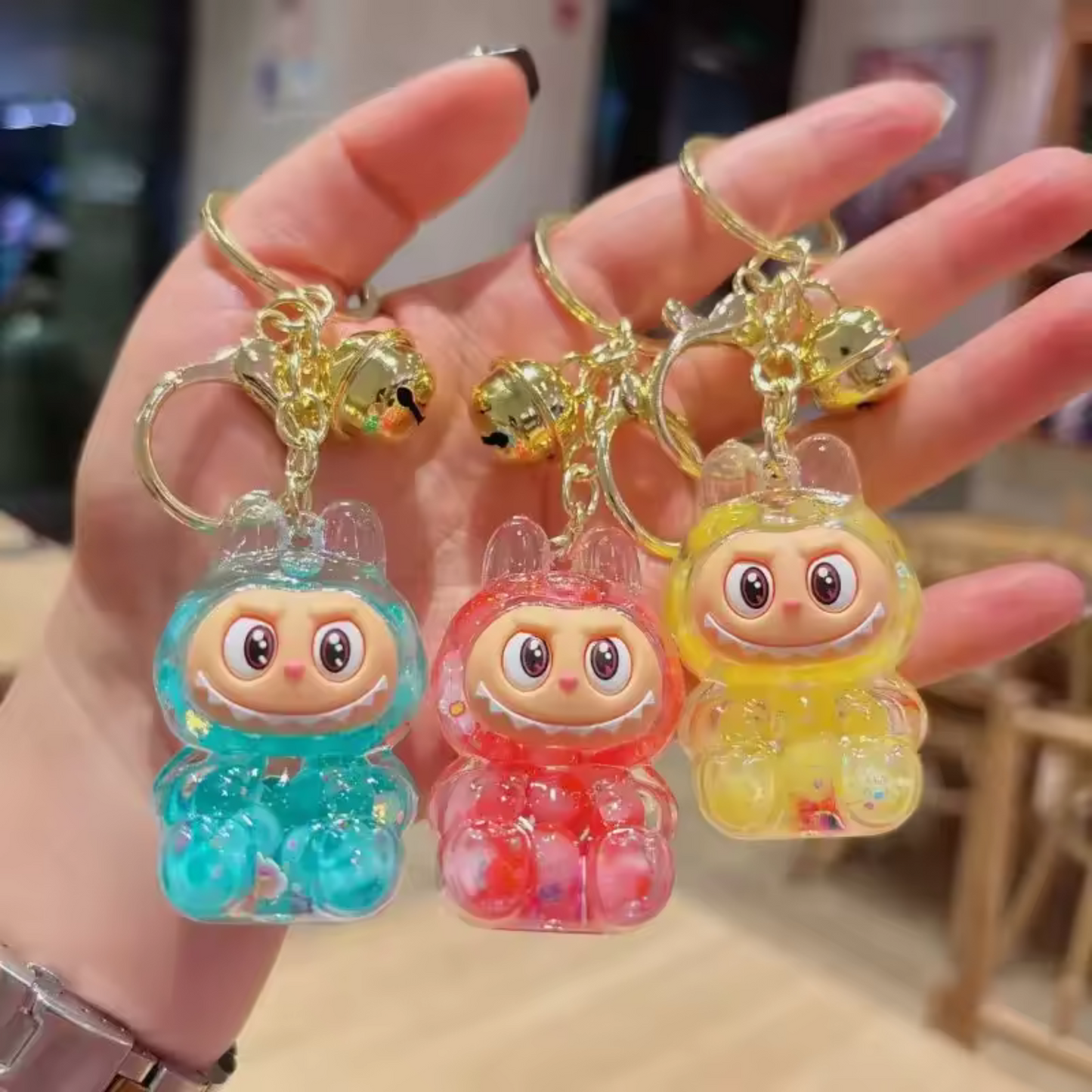 Porte-Clé Labubu Assis Brillant – Effet Cristal en Acrylique | 3 Coloris Disponibles