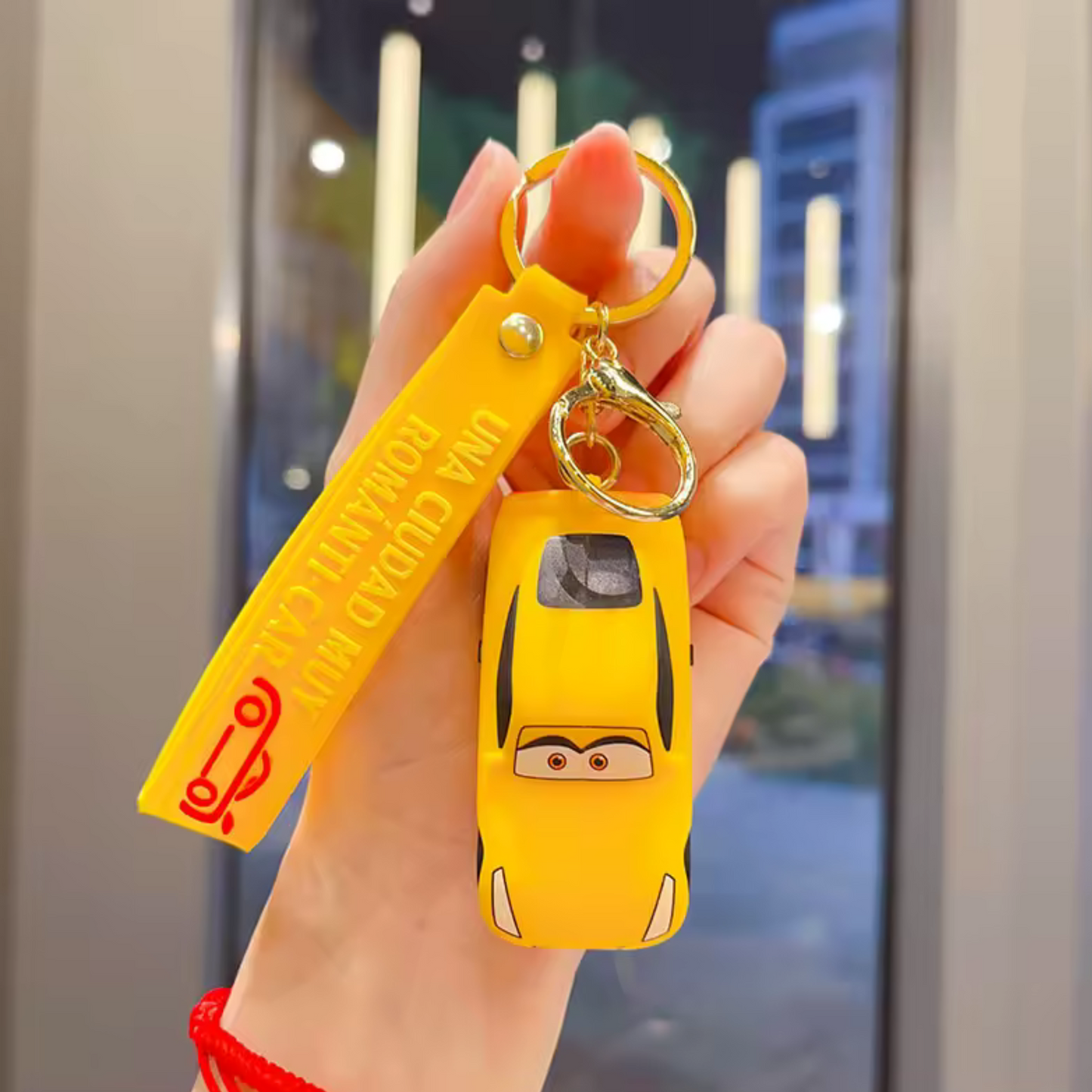 Porte-clé Cars – 3 modèles disponibles pour les fans de vitesse