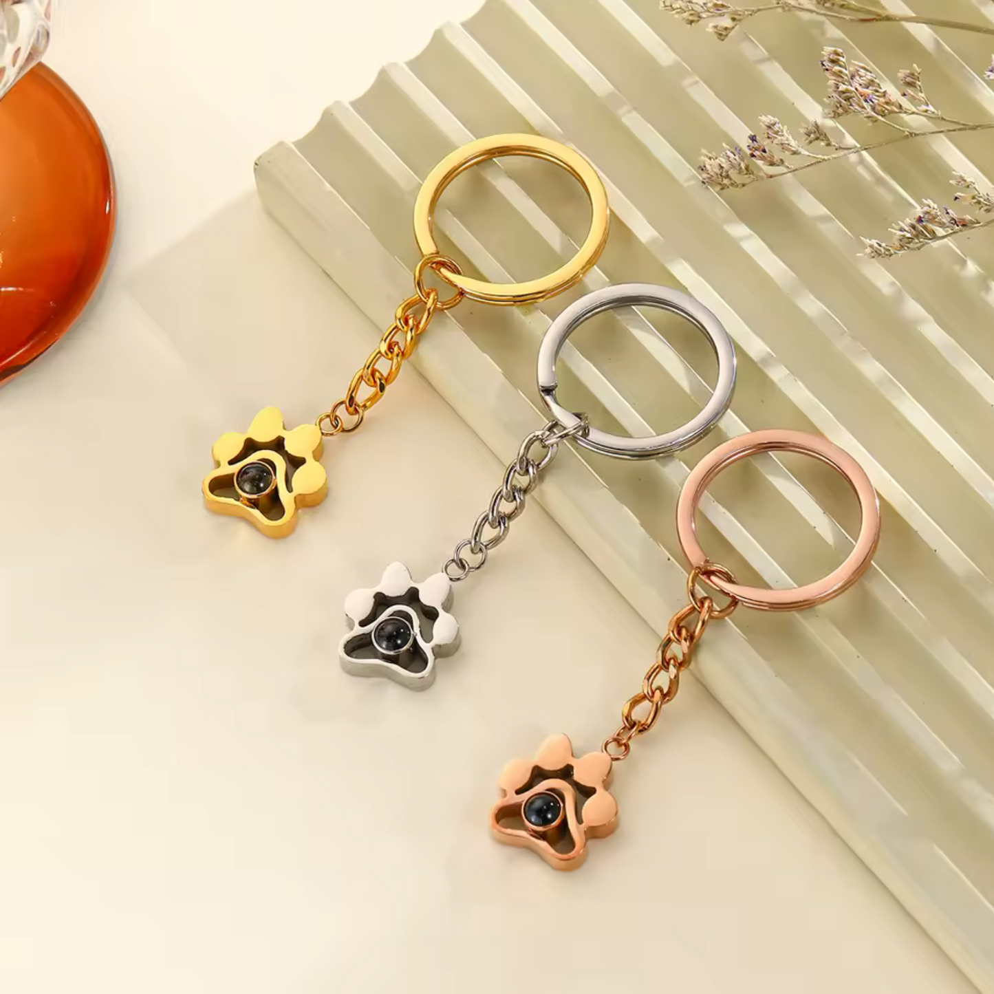 Personalized Photo Projection Keychain for Pets (3 colors available)