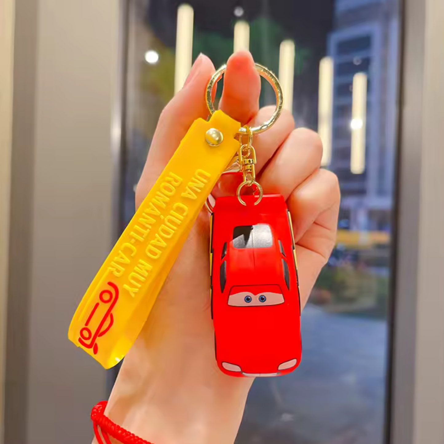 Porte-clé Cars – 3 modèles disponibles pour les fans de vitesse