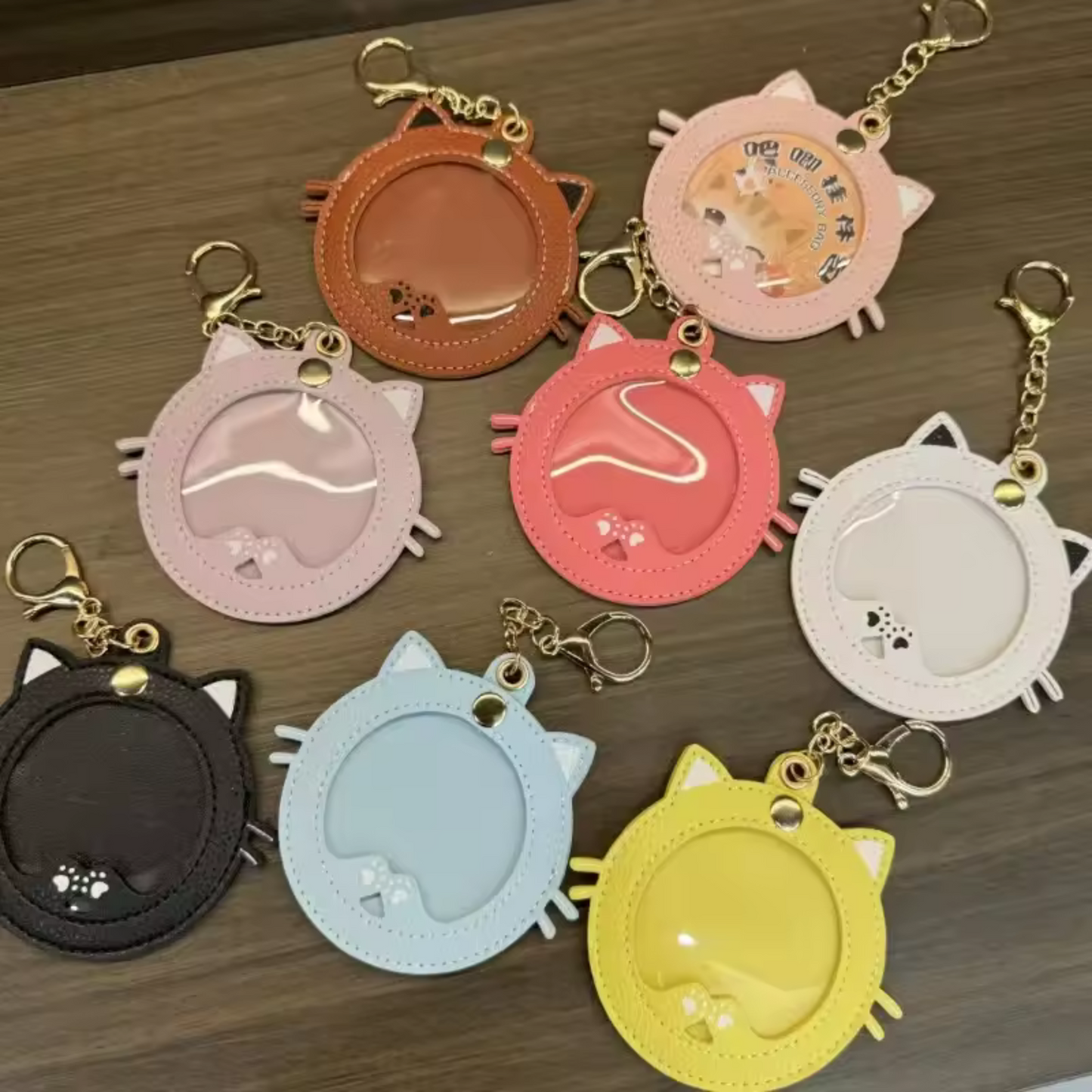 Cat Head Photo Holder Keychain – 6 models available