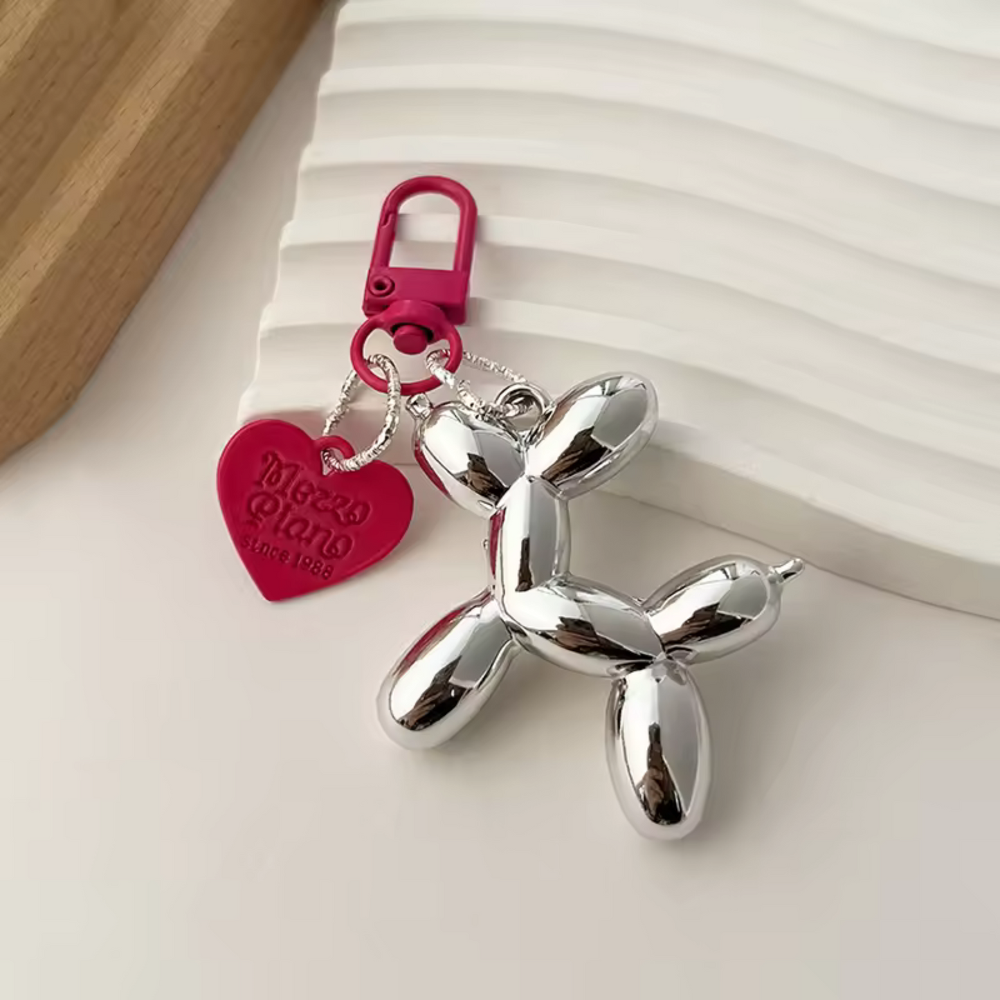 Dog Keychain – 16 colors for all dog lovers