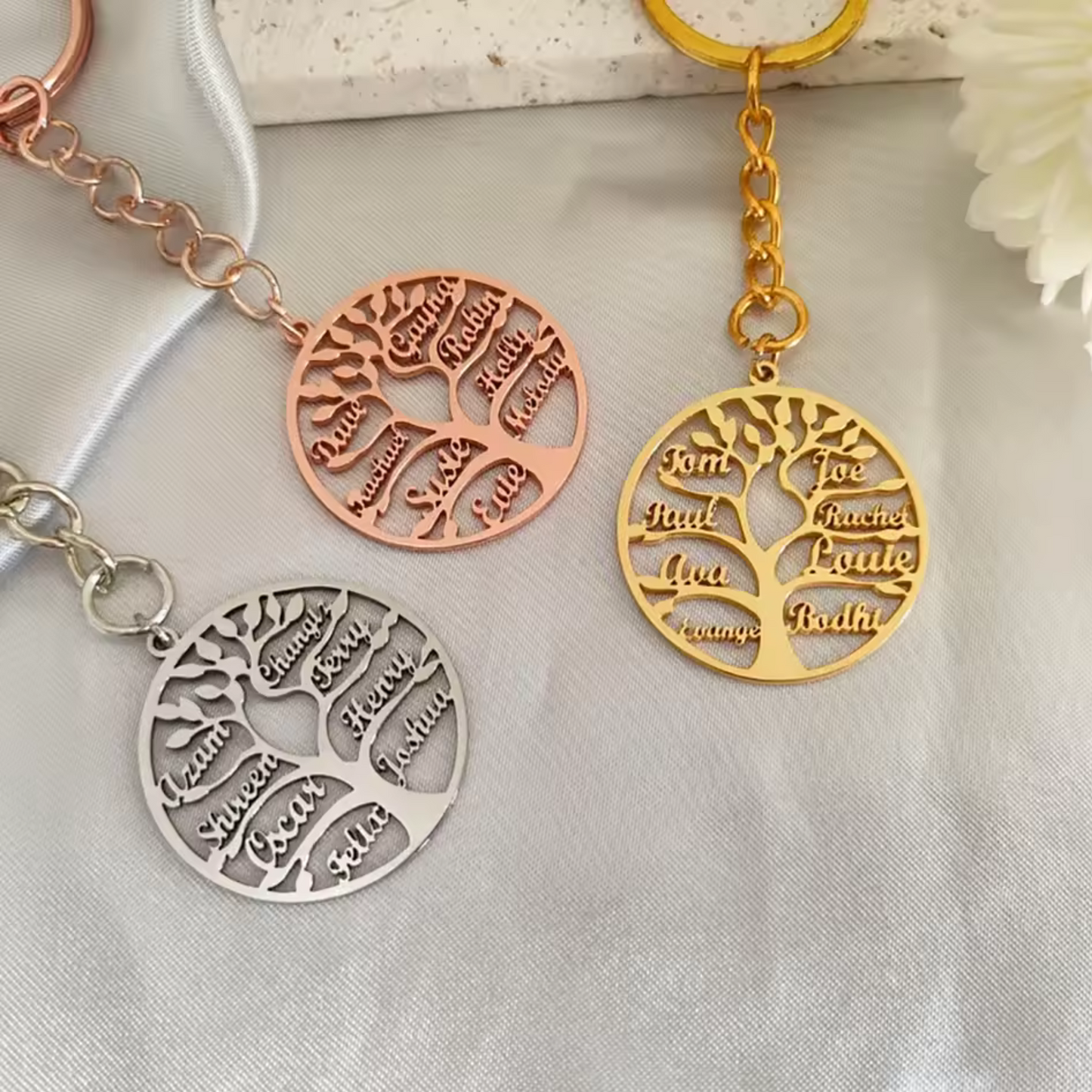 Stainless steel key ring – Tree of Life customizable with 1 to 7 first names (Available in 3 colors)