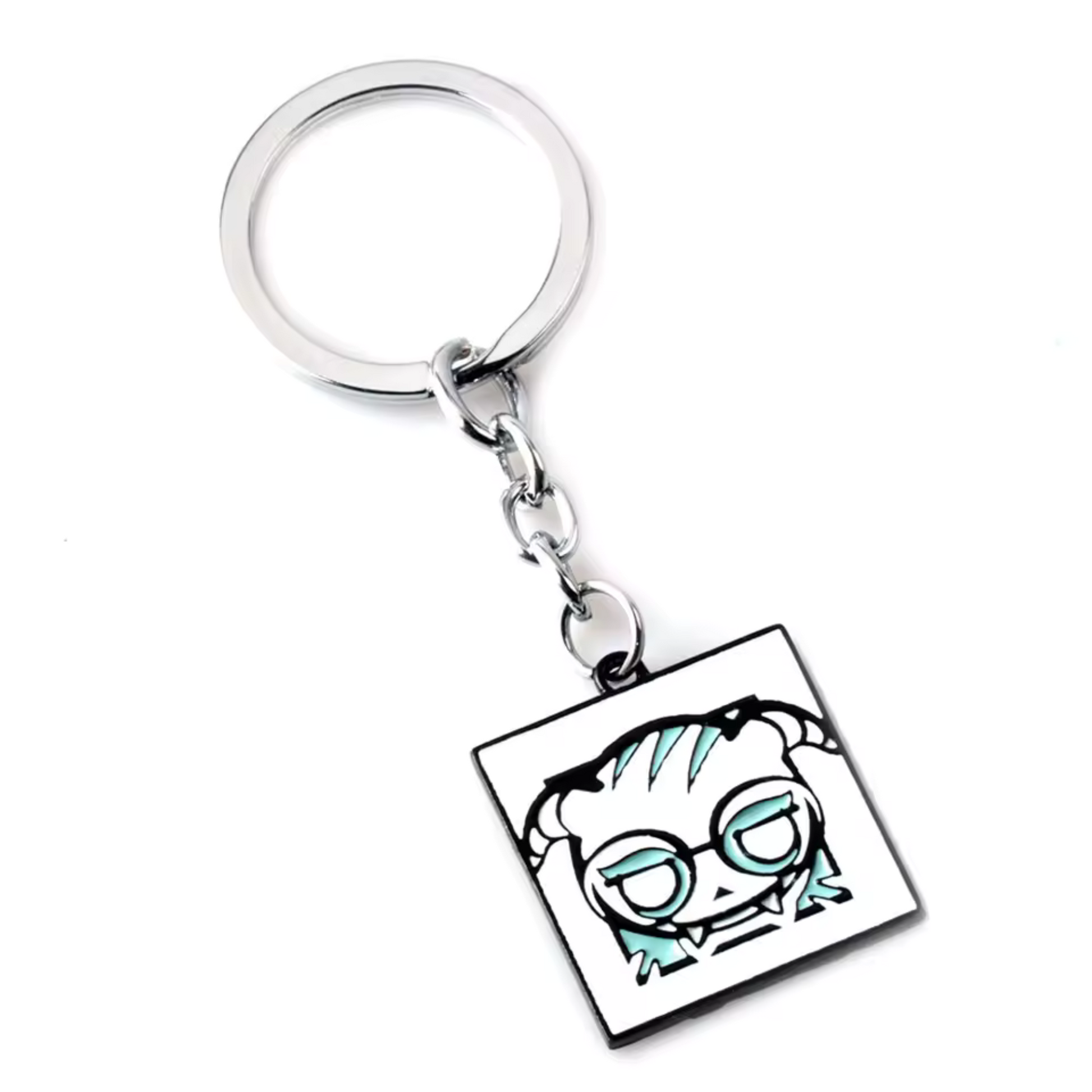 Pirate le style avec ce porte-clé Rainbow Six Siege à l’effigie de Dokkaebi, l’opératrice coréenne maîtresse du hacking ! Ce porte-clé solide et stylé représente parfaitement son icône emblématique et son esprit tactique. Parfait pour les fans de perturbation et d’attaque numérique, il s’accroche facilement à tes clés, ton sac ou ton setup gaming. Un accessoire indispensable pour tous les stratèges de R6S qui aiment garder une longueur d’avance !