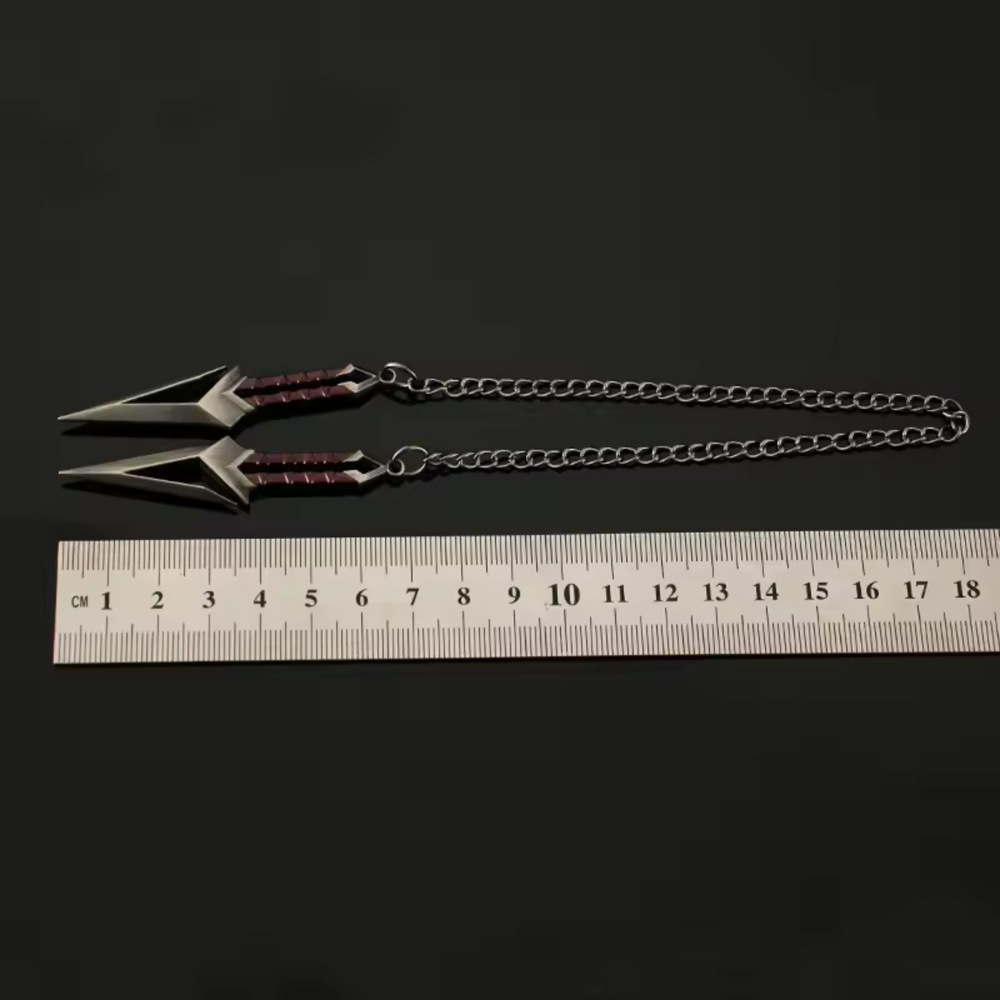 Porte-clé en argent – Kuronami no Yaiba Valorant (2 modèles disponibles)