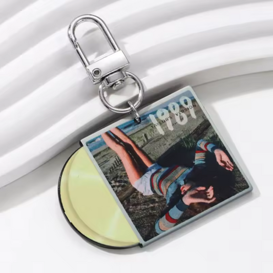 Taylor Swift Keychains – 7 Iconic Designs for Swifties!