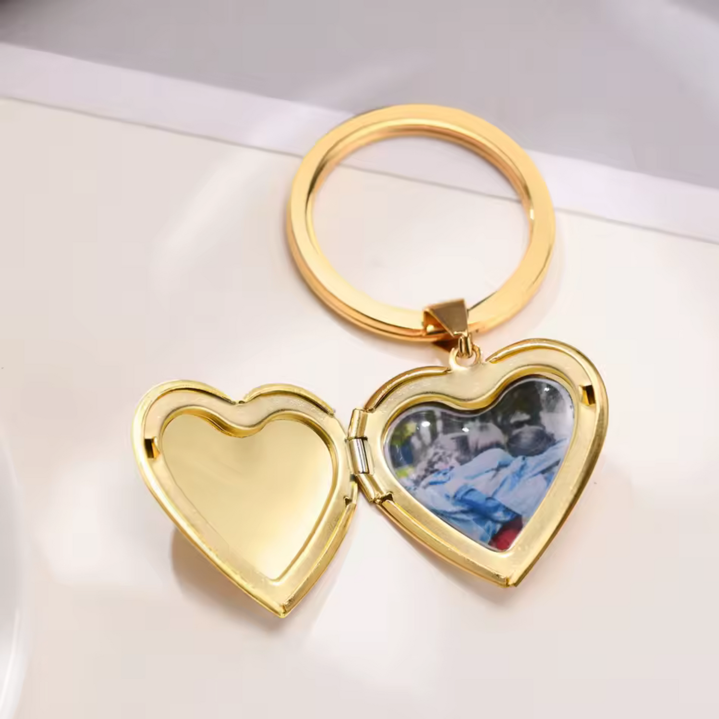 Porte-Clé Médaillon Cœur Personnalisé avec Photo et Texte