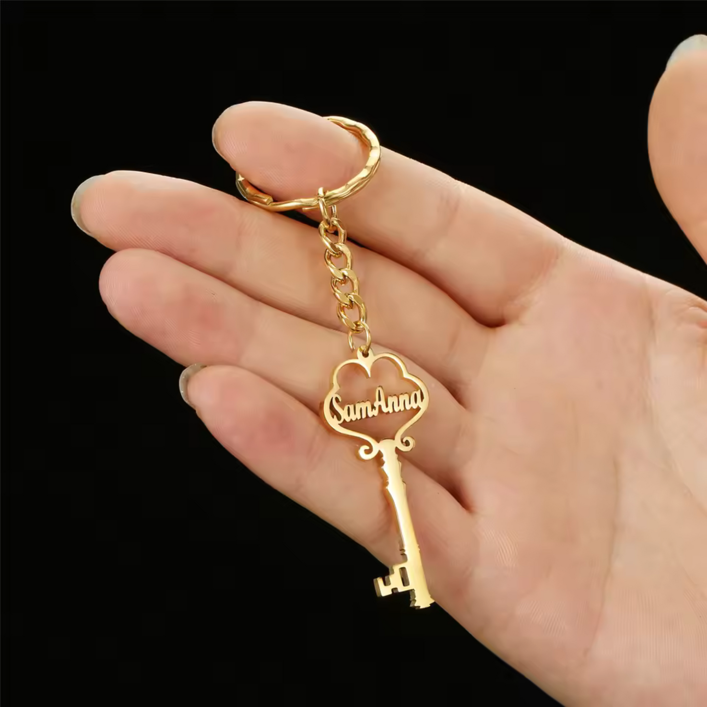 Porte-clé en forme de Clé Personnalisé avec Prénom (3 coloris disponibles)
