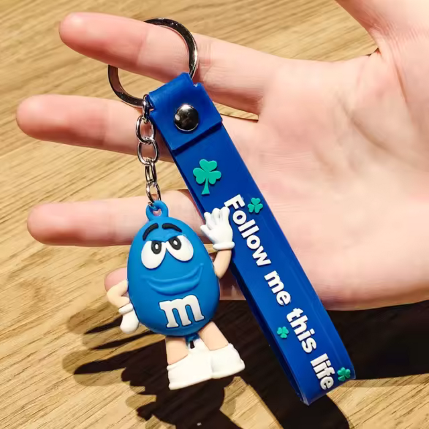 M&amp;M's Schlüsselanhänger – 4 lustige Farben: Rot, Gelb, Blau, Grün