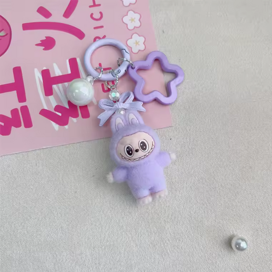 Labubu Lila Plüsch Schlüsselanhänger – 9 cm von Mystical Fantasy